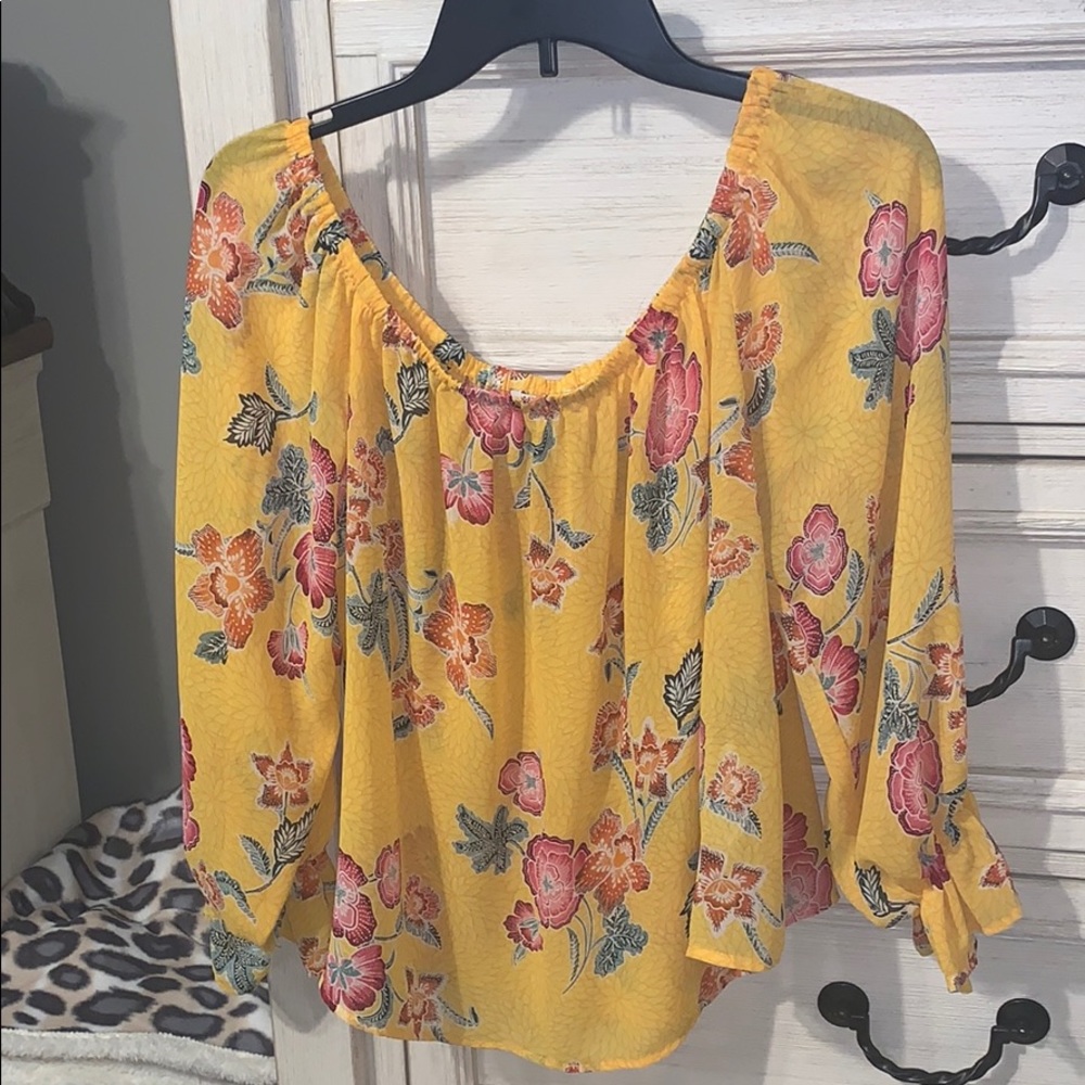 Forever 21 Yellow Blouse LARGE